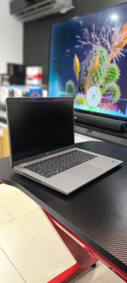 Dell Latitude 5420 – Intel Core i5 11va Gen, 16GB RAM, 256GB SSD, Pantalla 14” | Renovada con 12 Meses de Garantía